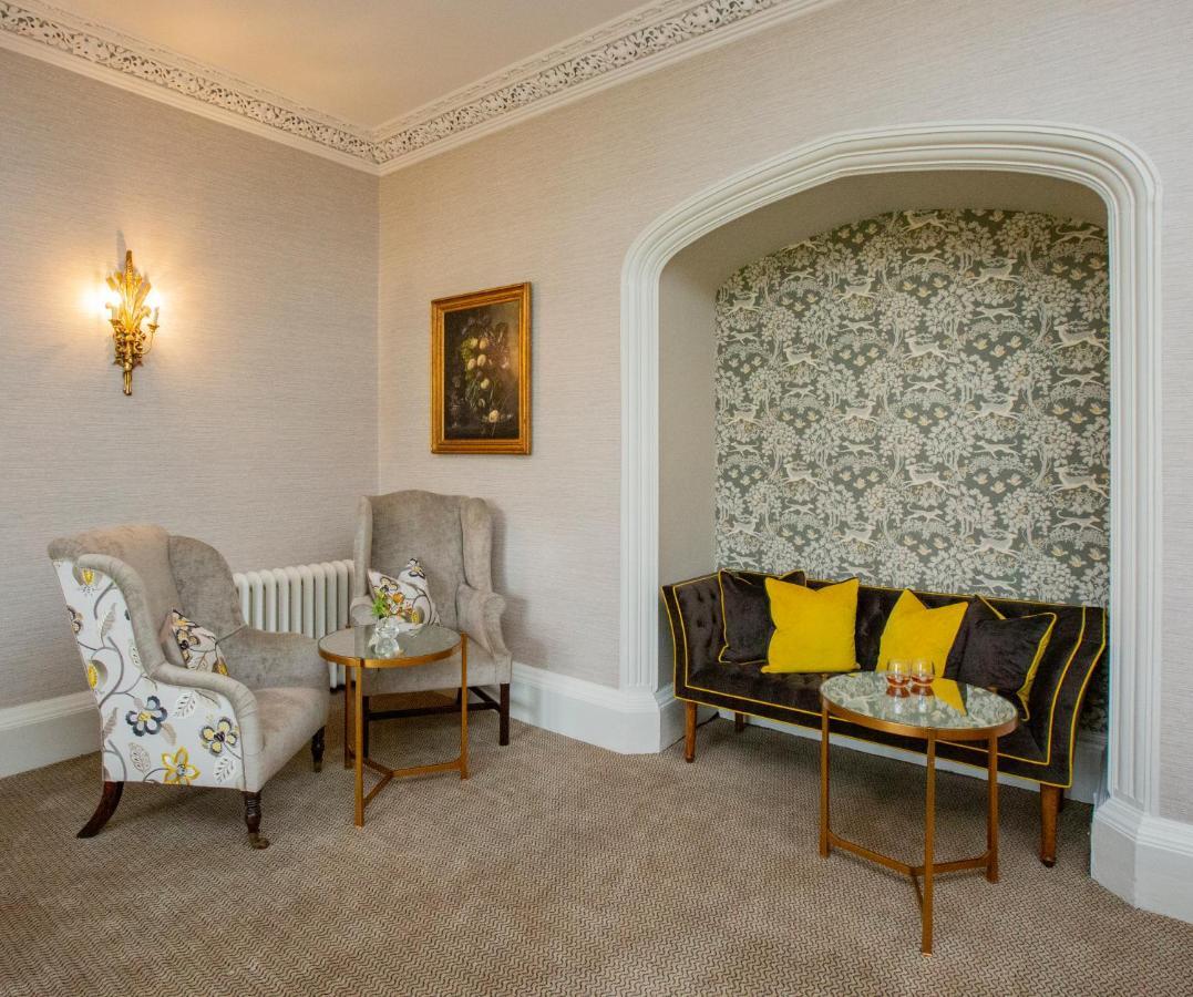 Lords Of The Manor Hotel Upper Slaughter Exterior photo